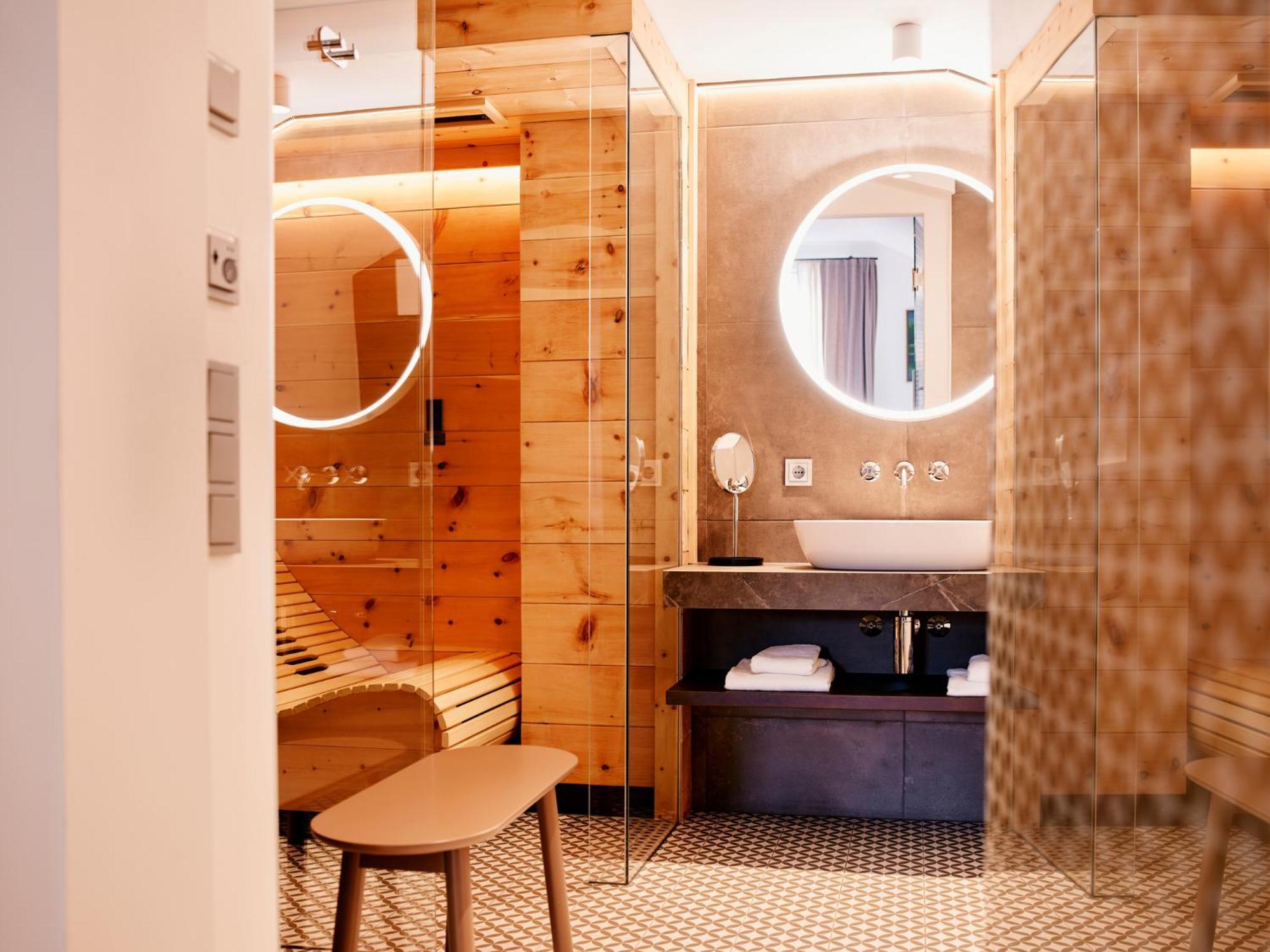 Tauroa Seehotel กรุนเดิลเซ ภายนอก รูปภาพ
